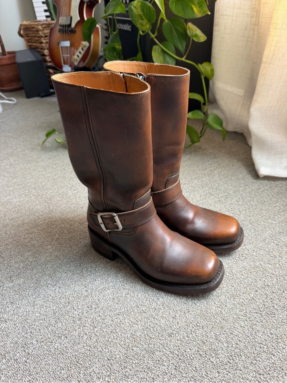 Frye campus buckle Boot